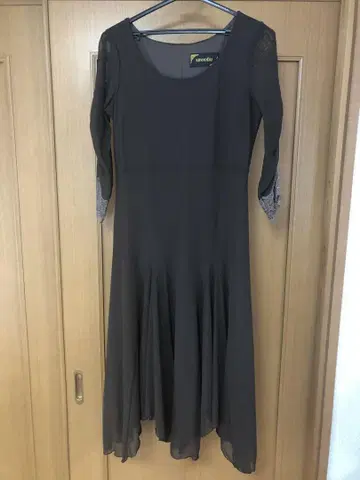 다크 브라운 쉬폰 롱 원피스