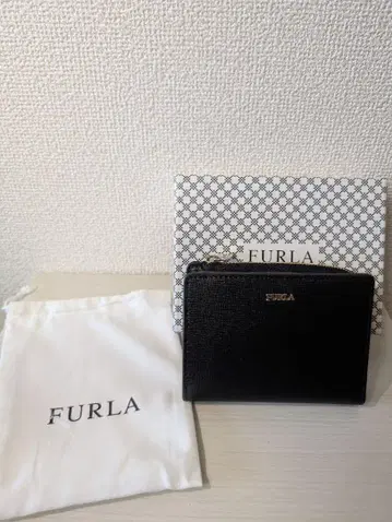 FURLA 블랙 반지갑