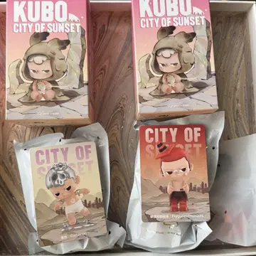 [ POP MART ] KUBO CITY OF SUNSET 피규어