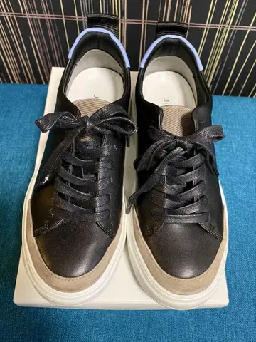 새상품급 질스튜어트 스니커즈 블랙 22.5cm