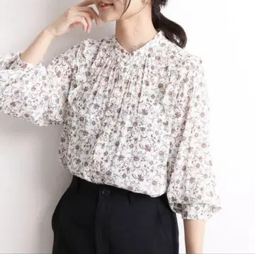 SLOBE IENA 슬로브 이에나 앤티크 사라사 무늬 프릴 블라우스 긴팔