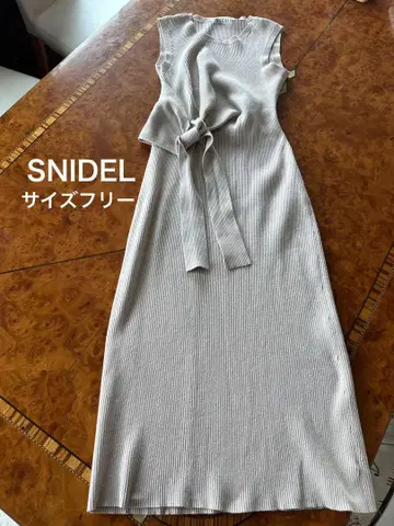 SNIDEL 슬리브리스 썸머 니트 원피스 프리 사이즈