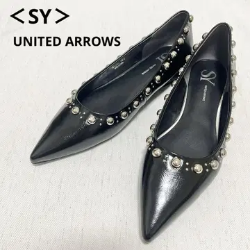 [미사용] SY UNITED ARROWS 스터드 라인 플랫 펌프스