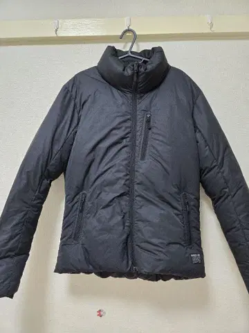 AVIREX 블랙 다운 자켓