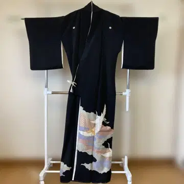 전통 예복 기모노