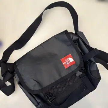 THE NORTH FACE 메신저 백 블랙