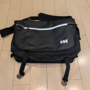 Helly Hansen 블랙 메신저 백