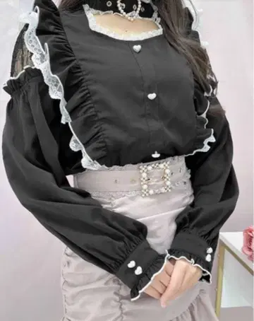 ROJITA 하트 버클 어깨 레이스 블라우스 지뢰계 양산형