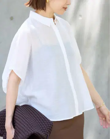 IENA 린넨 혼방 카라 블라우스