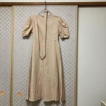 베이지 반팔 A라인 롱 원피스