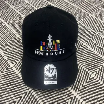 47 NEAT HOUSE 오사카 츠텐카쿠