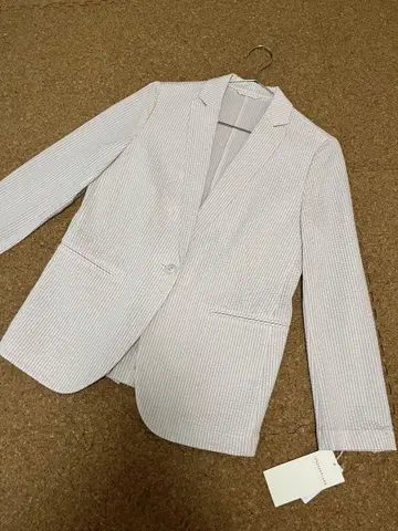 [새상품] tomorrowlandcollection 테일러드 자켓