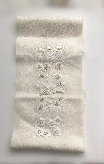 순수 실크 꽃무늬 자수 장식용 깃, 송죽매 아이보리