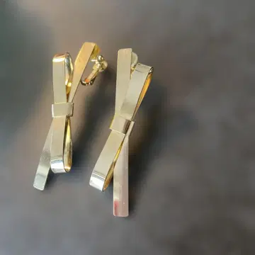 미품 리본 귀걸이