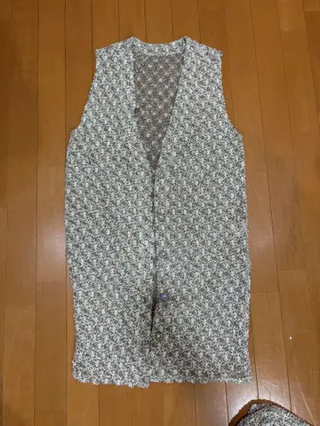 Vintage 슬리브리스 가디건과 와이드 팬츠 셋업