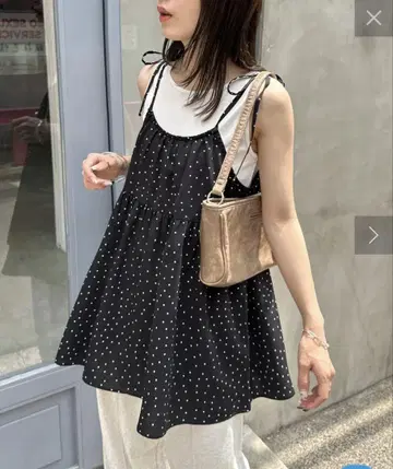 어깨 리본 도트 무늬 캐미 튜닉
