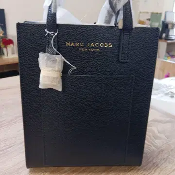 MARC JACOBS 블랙 가죽 숄더백