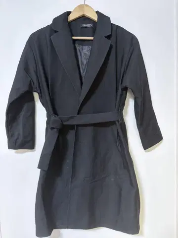블랙 테일러드 자켓 허리 벨트 포함