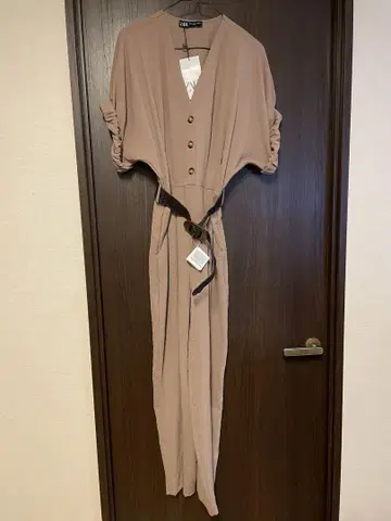 ZARA 베이지 올인원 XS 사이즈 택 포함 새상품