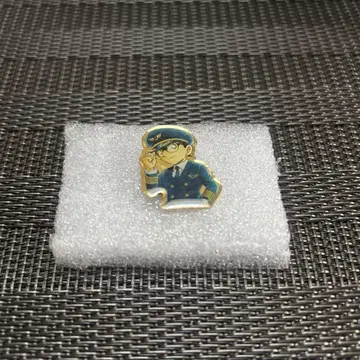[ 명탐정 코난 ] 돗토리 사구 코난 공항 한정판 핀 배지