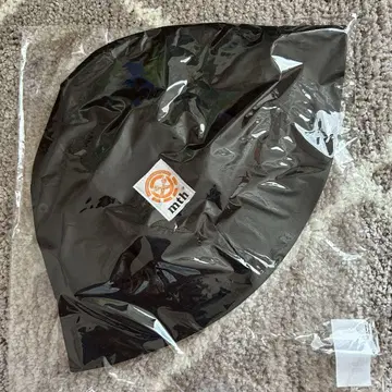 mth BUCKET HAT BLACK