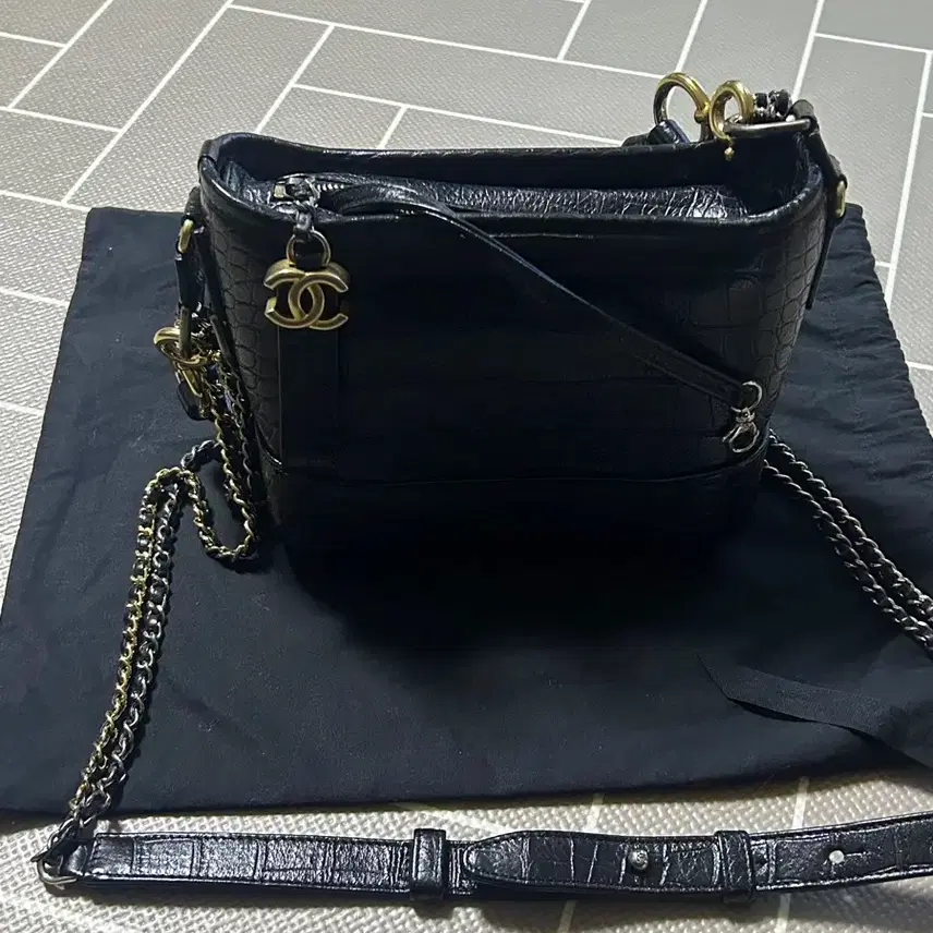 샤넬 가브리엘 호보백 미니 사진 2