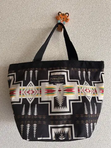 PENDLETON 기하학 패턴 토트백