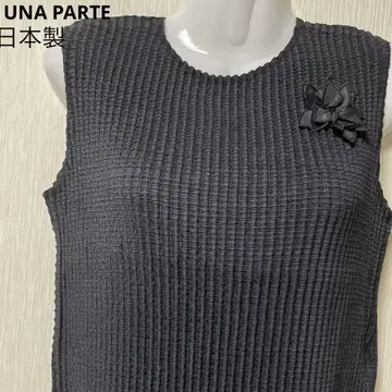 새상품 UNA PARTE 플리츠 슬리브리스 니트 세미 포멀 일본제