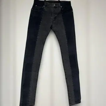 DISCOVERED 다크 그레이 슬림핏 데님 팬츠