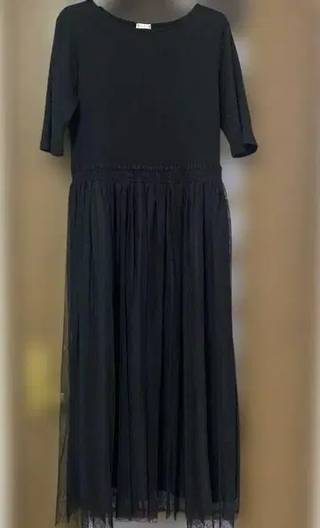 반팔 니트와 튤 롱 원피스 M