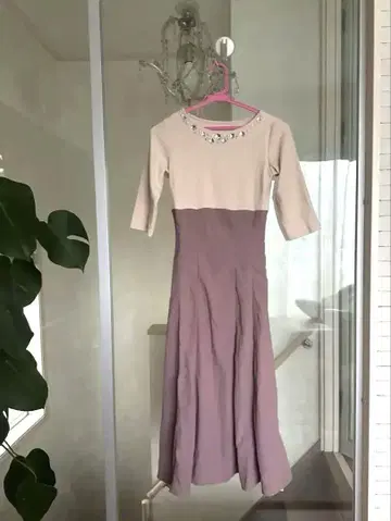 택 포함 새상품 미셸 마카롱 비쥬 장식 원피스 size xs