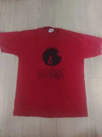 red planet 티셔츠 빨간색 M 사이즈 UR DETROIT