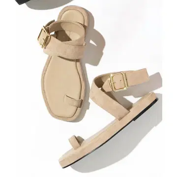 택 포함 새상품 24.5cm 23구 샌들 버클 골드 금장 장식 잡지 게재