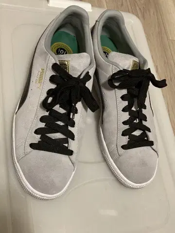 PUMA 스니커즈
