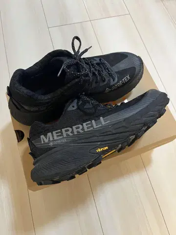 MERRELL agility peak 5 goretex 25.5cm