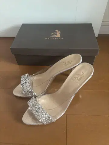 부티크 오사키 글리터 뮬 23.5cm