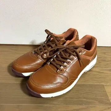 미사용 새상품 미즈노 MIZUNO 브라운 가죽 로우컷 스니커즈