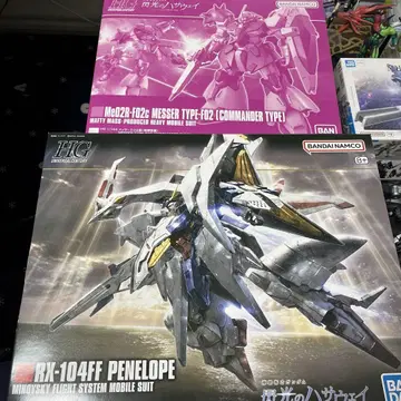 HG Me2R-F02Z 메사 타입 F02 & RX-104FF 페넬로페