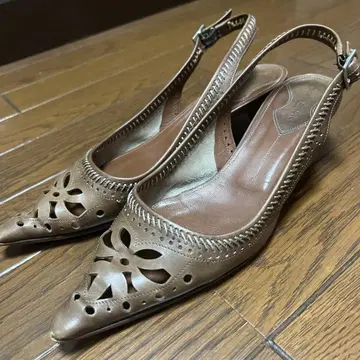 여성용 DUCCIO DEL DUCA 브라운 컷 아웃 샌들 37.5