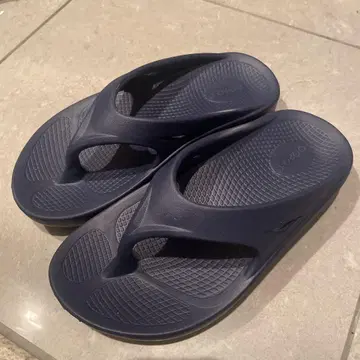 OOFOS 리커버리 샌들 네이비 23cm
