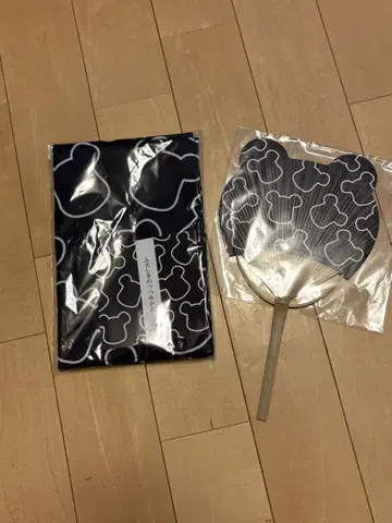 메디콤토이 부채 보자기