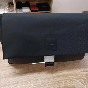 Calvin Klein 블랙 숄더백