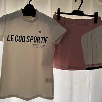 새상품급 LE COQ SPORTIF 리쥬 모크넥 & 스커트 세트