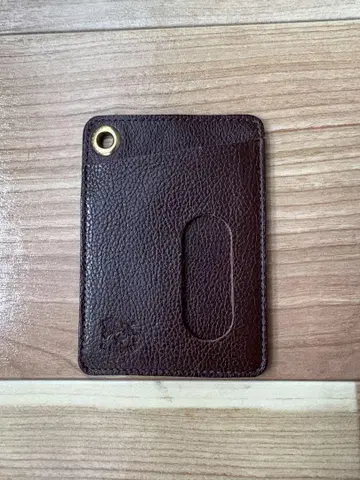 일비종떼 브라운 가죽 패스 케이스