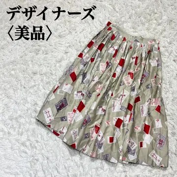 [새상품급] 디자이너 영문 디자인 플레어 스커트
