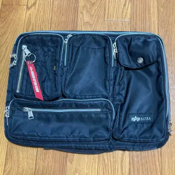 ALPHA INDUSTRIES 백