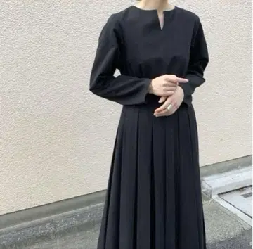foufou THE DRESS #02 랑데부 빅 턱 원피스 블랙