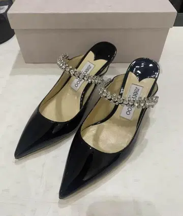 Jimmy Choo 블랙 스틸레토 펌프스 23