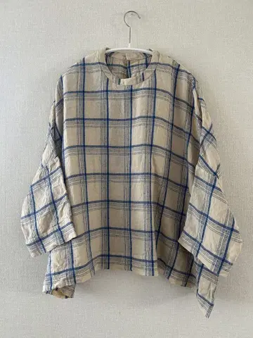ARTS&SCIENCE 아츠앤사이언스 Big Slipon Blouse