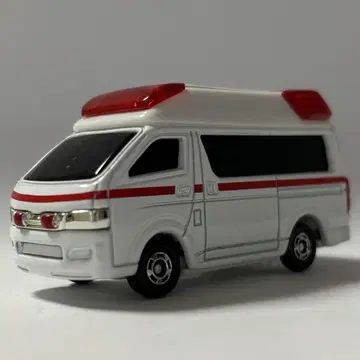 토미카